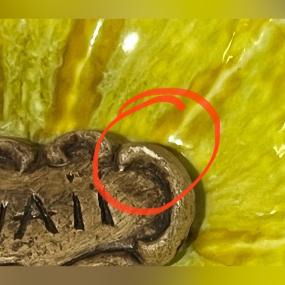 Vintage 1960’s Treasure Craft Maui Hawaii Yellow Souvenir Dish Bowl Ashtray - Picture 4 of 5